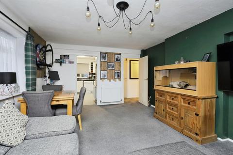 undefined, Mutton Hall Hill, Heathfield