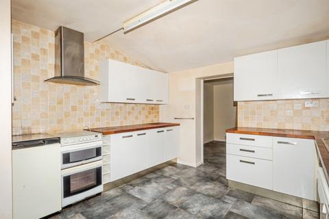 5 bedroom semi-detached house for sale, Kirtleton Avenue, Weymouth