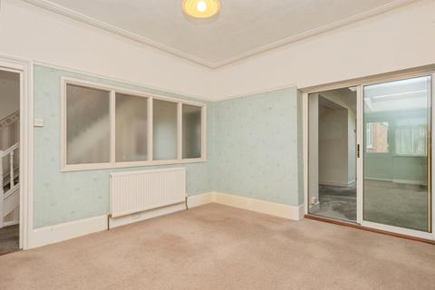 5 bedroom semi-detached house for sale, Kirtleton Avenue, Weymouth