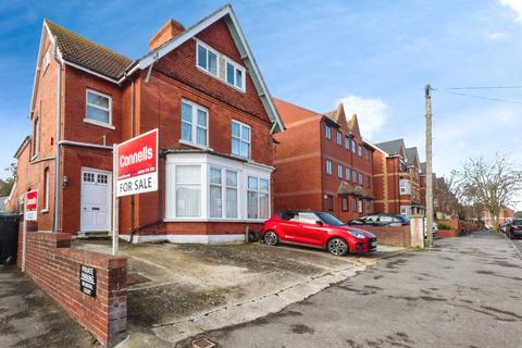 5 bedroom semi-detached house for sale, Kirtleton Avenue, Weymouth