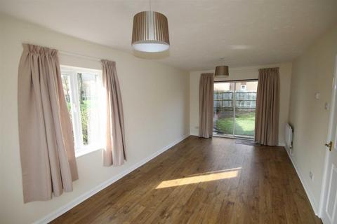 2 bedroom semi-detached house to rent, College Fields, Woodhead Drive, Cambridge