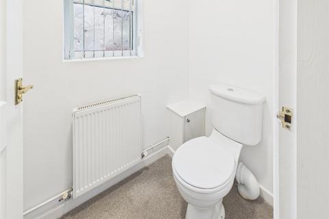 3 bedroom semi-detached house to rent, Coxs Close, Nuneaton