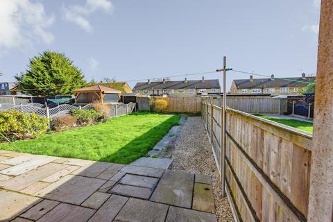 3 bedroom semi-detached house for sale, Malus Close, Hemel Hempstead