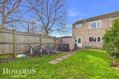3 bedroom end of terrace house for sale, Spexhall Way, Lowestoft