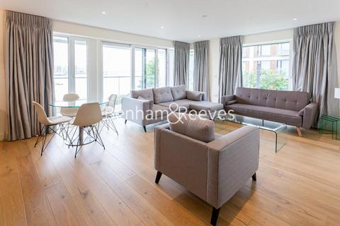 3 bedroom apartment to rent, Duke Of Wellington Avenue, Woolwich SE18