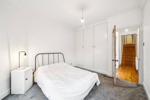 2 bedroom apartment to rent, Nightingale Lane, SW12
