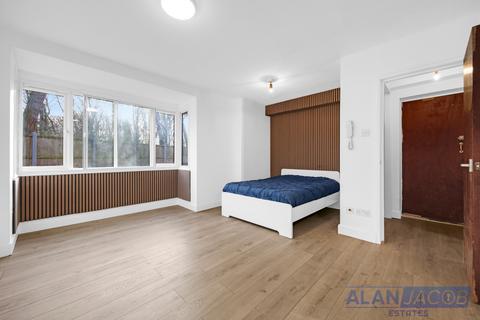 undefined, York Close, London E6