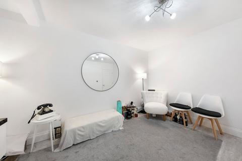 4 bedroom terraced house for sale, Roxeth Green Avenue, Harrow HA2
