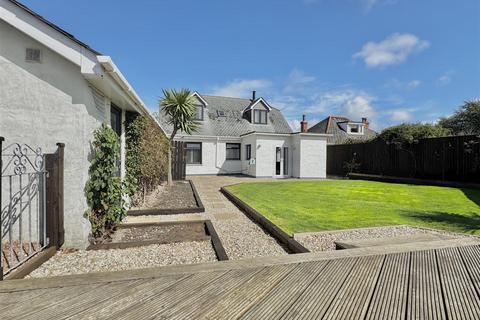 4 bedroom detached bungalow for sale, Halt Road, Goonhavern, Truro