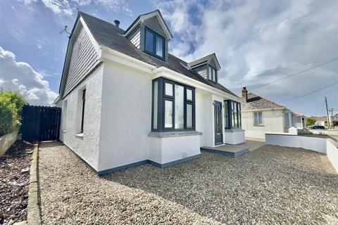 4 bedroom detached bungalow for sale, Halt Road, Goonhavern, Truro
