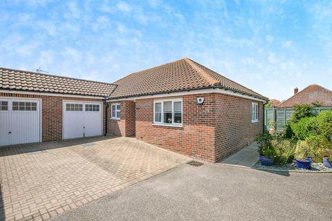 3 bedroom detached bungalow for sale, Dulwich Road, Holland-On-Sea, Clacton-On-Sea