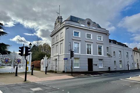 undefined, Upper High Street, Taunton
