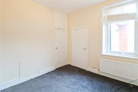 3 bedroom flat to rent, Gallant Terrace, Tyne and Wear NE28