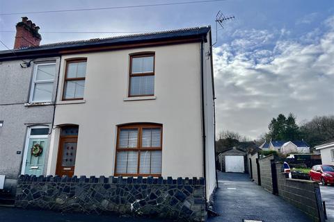 4 bedroom semi-detached house for sale, Cwmamman Road, Garnant, Ammanford