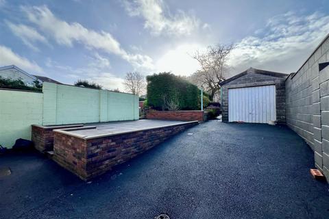 4 bedroom semi-detached house for sale, Cwmamman Road, Garnant, Ammanford