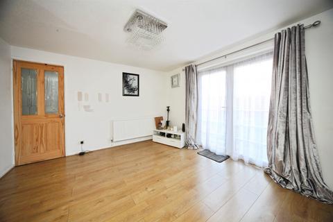 undefined, Morris Close, Luton