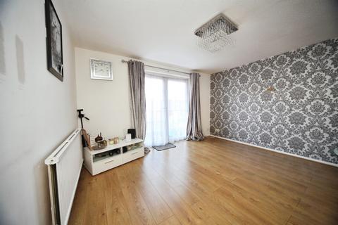 undefined, Morris Close, Luton