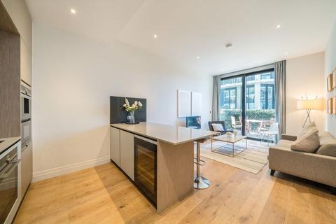 3 bedroom flat to rent, Riverlight Quay, London SW11
