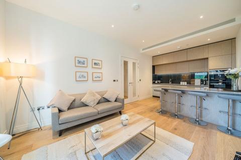 3 bedroom flat to rent, Riverlight Quay, London SW11