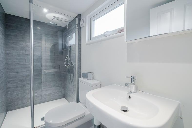Ensuite shower room
