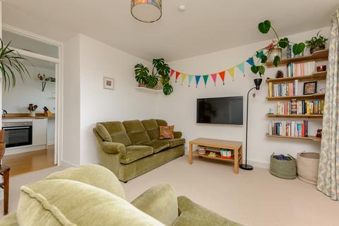 undefined, 73/10 Portobello High Street, Portobello, EH15 1BQ