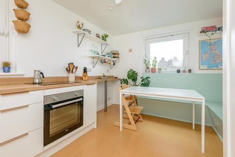 undefined, 73/10 Portobello High Street, Portobello, EH15 1BQ