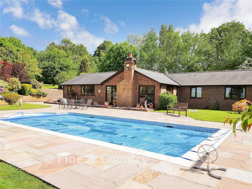 Swimming Pool (External)