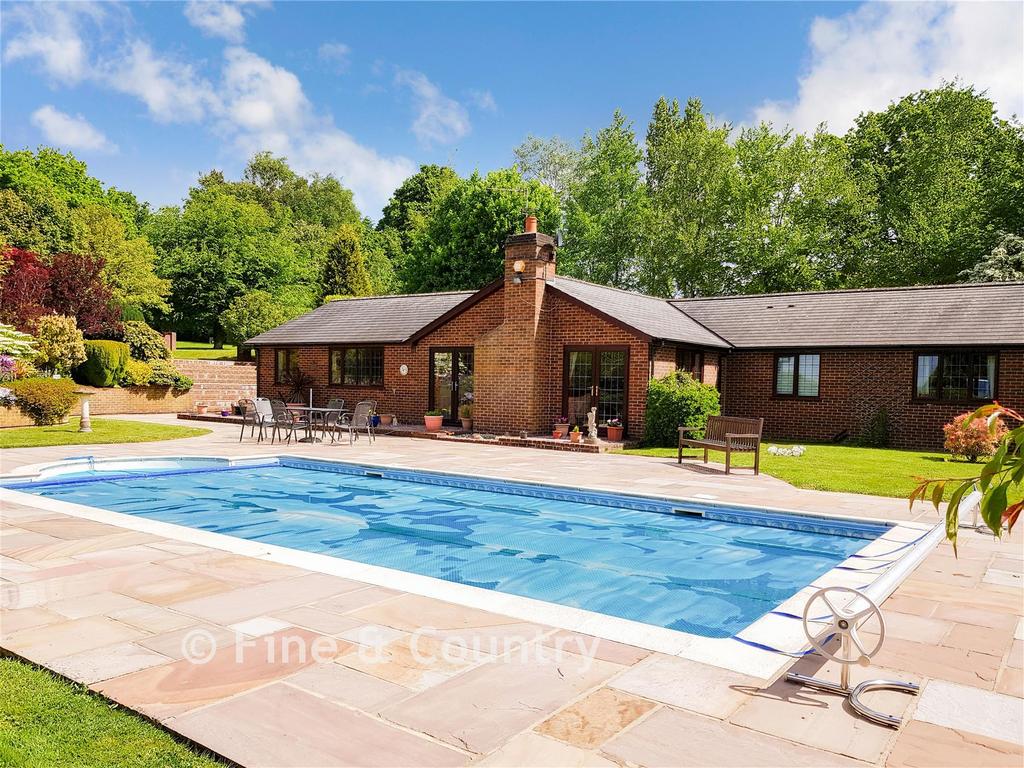 Swimming Pool (External)