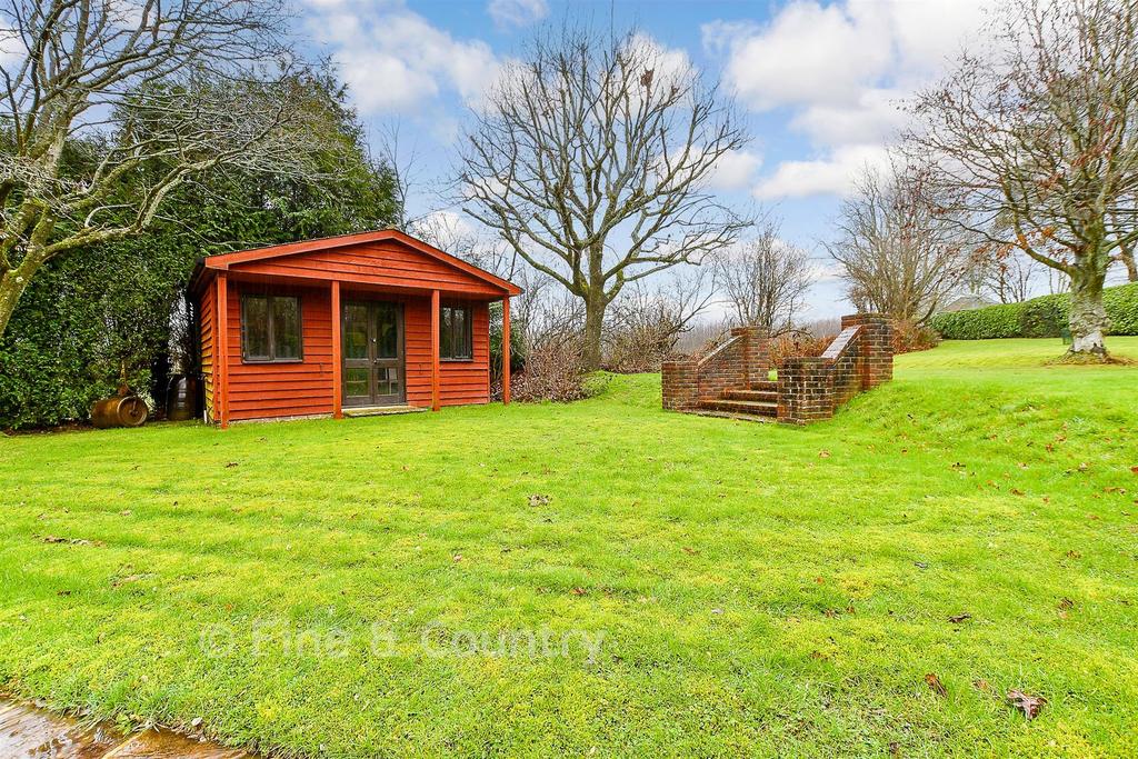 Workshop/Outbuildings