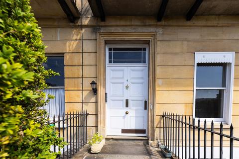 undefined, Suffolk Square, Cheltenham