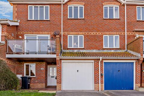 Hastings Avenue, Clacton-on-sea CO15