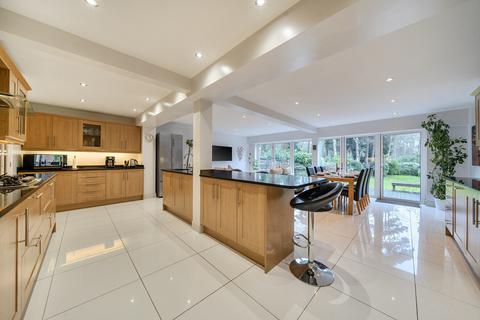 5 bedroom detached house for sale, Heath Ride, Finchampstead, Berkshire, RG40