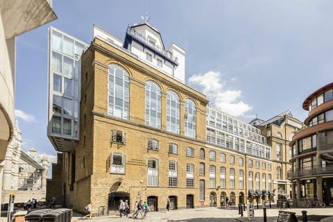2 bedroom flat to rent, Shad Thames, London SE1