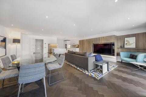 2 bedroom flat to rent, Shad Thames, London SE1