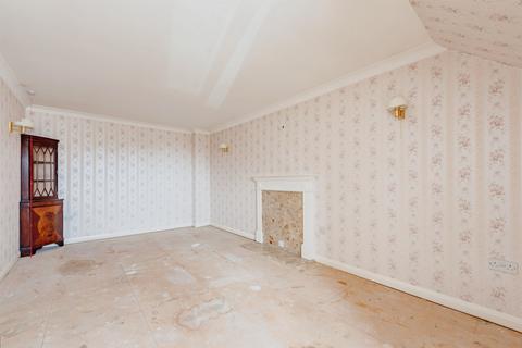 undefined, Portland Road, East Grinstead