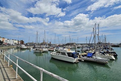 2 bedroom apartment to rent, 61 Queen Street, Ramsgate