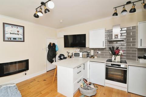 1 bedroom flat for sale, Upper Maze Hill, St. Leonards-On-Sea