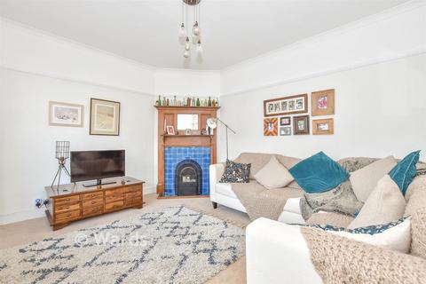 3 bedroom terraced house for sale, Woodlands Road, Gillingham ME7