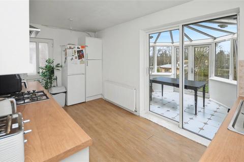 3 bedroom semi-detached house for sale, Parkwood Road, Leeds, West Yorkshire