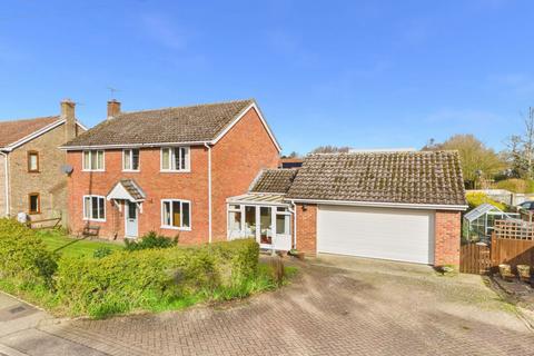 4 bedroom detached house for sale, The Drift, Botesdale