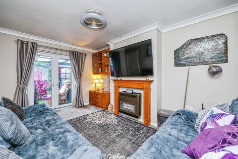 3 bedroom end of terrace house for sale, Hucknall Lane, Nottingham