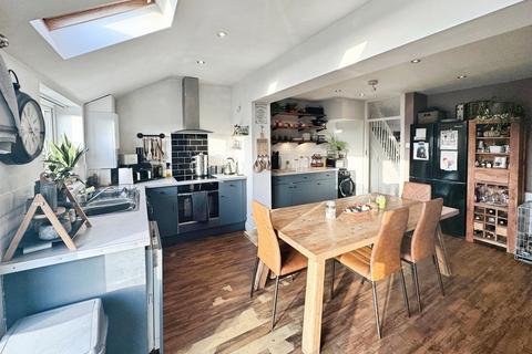 3 bedroom semi-detached house for sale, Connaught Road, East Cowes, Isle of Wight