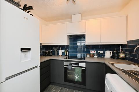 1 bedroom apartment for sale, Lee Close, Stanstead Abbotts, Ware