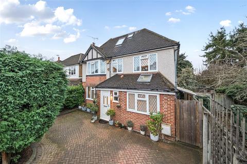 Greenwood Road, Thames Ditton, KT7