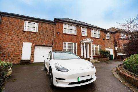 6 bedroom detached house for sale, Haslemere Gardens, London N3