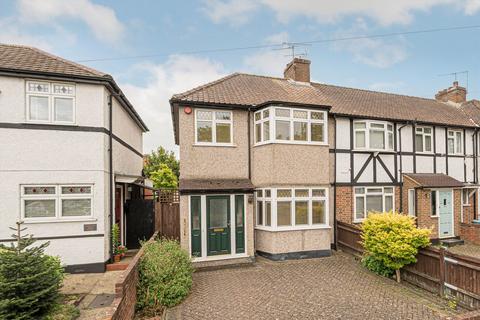 Warren Road, Twickenham TW2