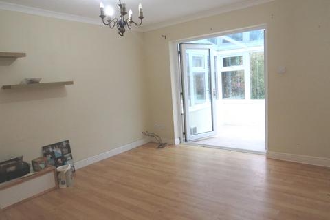 undefined, Robins Court, Chard