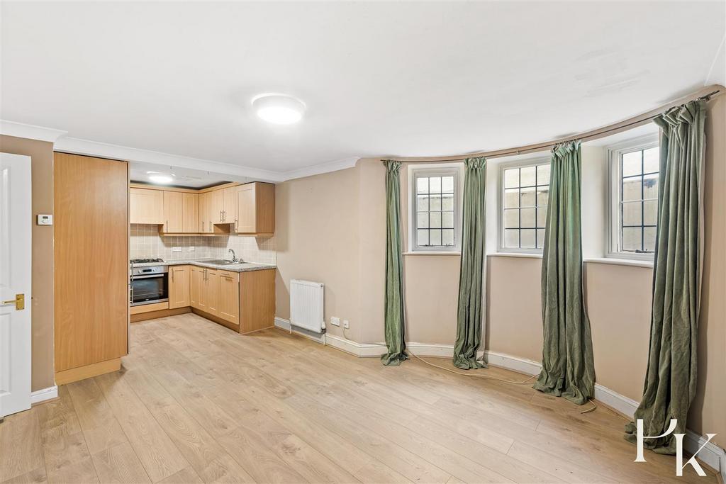 Living Room/Kitchen