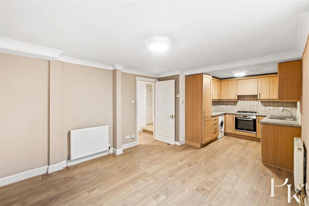 Living Room/Kitchen