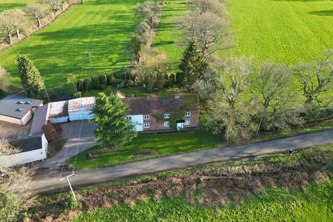 4 bedroom farm house for sale, Crabmill Lane, Birmingham B38 0HB